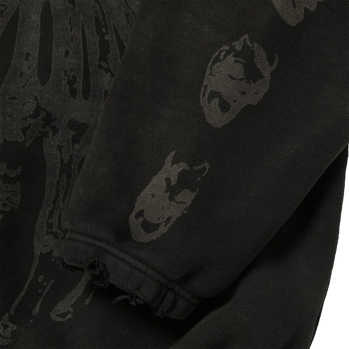 TC BONE CROSS HOODIE