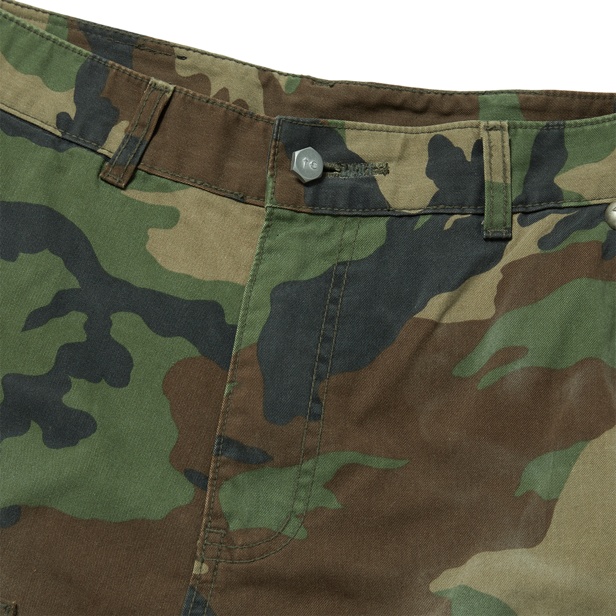 TC TAINTED CAMO SHORTS